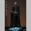 Hot Toys Batman Armory with Bruce Wayne (2.0) - The Dark Knight