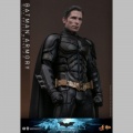 Hot Toys Batman Armory with Bruce Wayne (2.0) - The Dark Knight