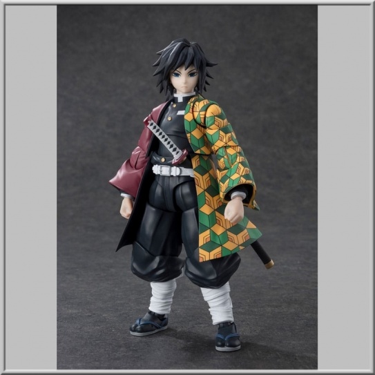 S.H. Figuarts Giyu Tomioka - Demon Slayer: Kimetsu no Yaiba (Bandai)