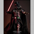 Hot Toys Dark Vador (Battle Damaged) - Star Wars