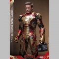 Hot Toys Iron Man Mark XLII (2.0) - Iron Man 3