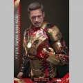 Hot Toys Iron Man Mark XLII (2.0) Deluxe - Iron Man 3