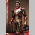 Hot Toys Iron Man Mark XLII (2.0) Deluxe - Iron Man 3