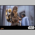 Hot Toys Chewbacca with Disassembled C-3PO - Star Wars Episode V