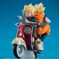 Son Goku & Son Gohan & Motorbike - Dragon Ball Z (Megahouse)