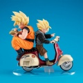 Son Goku & Son Gohan & Motorbike - Dragon Ball Z (Megahouse)