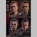 Hot Toys T-800 Battle Damaged Version 2.0 - Terminator 2