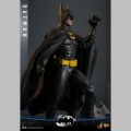 Hot Toys Batman - Batman : Le Défi