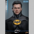 Hot Toys Batman (Deluxe Version) - Batman : Le Défi