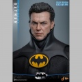 Hot Toys Batman (Deluxe Version) - Batman : Le Défi