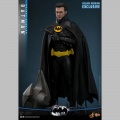 Hot Toys Batman (Deluxe Version) - Batman : Le Défi