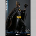 Hot Toys Batman (Deluxe Version) - Batman : Le Défi