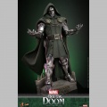 Hot Toys Doctor Doom - Marvel