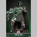 Hot Toys Doctor Doom - Marvel