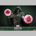 Hot Toys Doctor Doom - Marvel