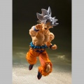 S.H. Figuarts Son Goku Ultra Instinct - Dragon Ball Super