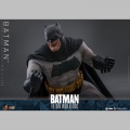 Hot Toys Batman - Batman: The Dark Knight Returns