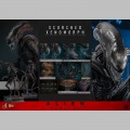 Hot Toys Scorched Xenomorph - Alien: Romulus